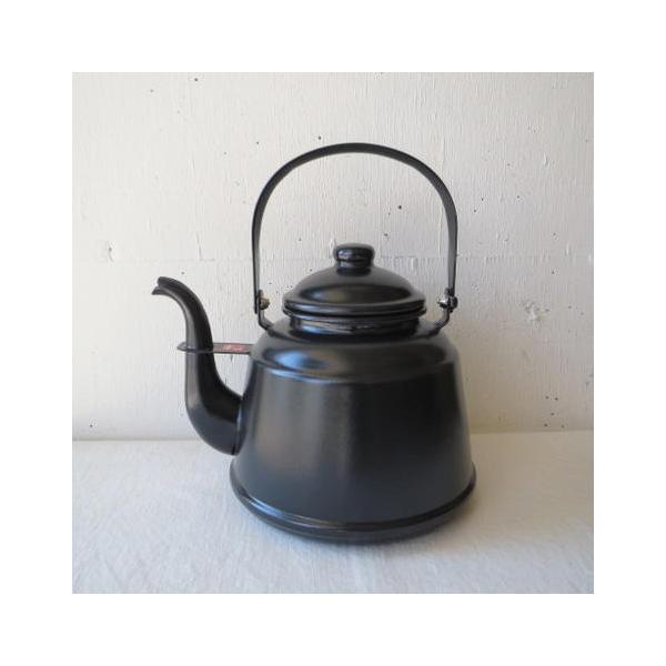 Hearth Design Retro Horo Kettle 2 3l Mat Blackハース デザイン レトロ ホーロー ケトル ２ ３ｌ マットブラックrtk 02やかん ポット ホーローケ Buyee Buyee Japanese Proxy Service Buy From Japan Bot Online