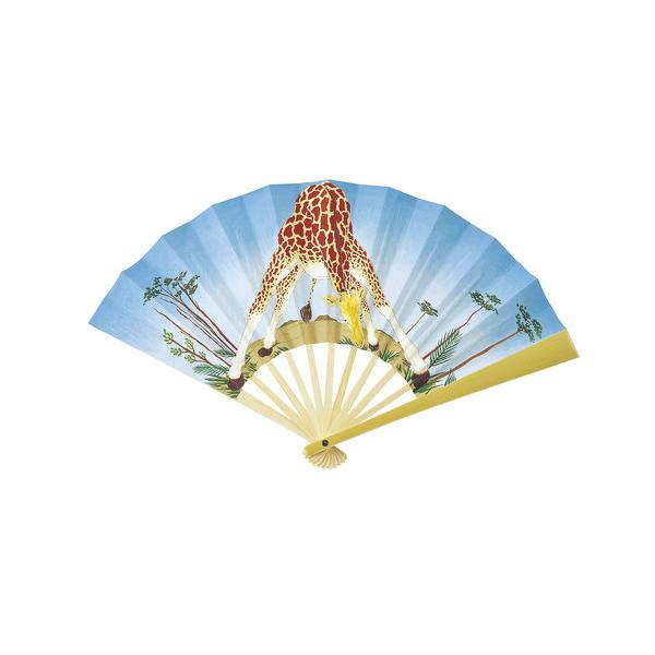 組立式なので、描画しやすい商品サイズ（単位mm)：広げた時：272×約435mmセット内容：竹骨×1、せんす用画紙（2枚合わせ）×11個重量（ｇ）：48材質：紙、竹包装形態：袋入り包装サイズ：W60×H280×D20mm販売単位：セット生産...