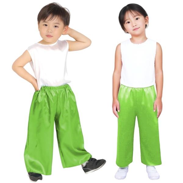 サテン製の光沢のあるズボン！肌触りがよく、光沢のあるサテン製！発表会、運動会、ダンスなどの衣装として大活躍！商品サイズ（単位mm)：ウエスト：450〜900mm　丈：640mm　股下：415mmセット内容：本体のみ1個重量（ｇ）：80ポリエ...