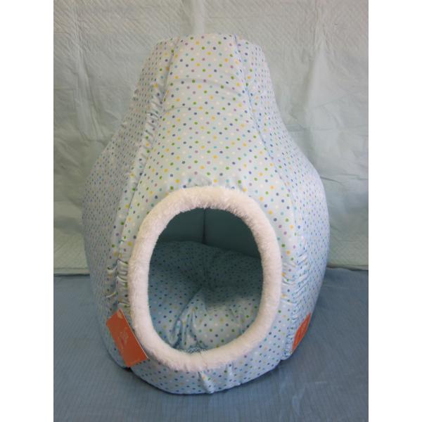 ボンビアルコン  ツボ型ハウス ブルー写真が下手でごめんなさい。商品は日本の一流ペット用品ブランドの製品です。・クッションはリバーシブルです。・高級感をもたらす素材です。・底クッションはリバーシブル!・型崩れし難いしっかり設計。可愛いドット...