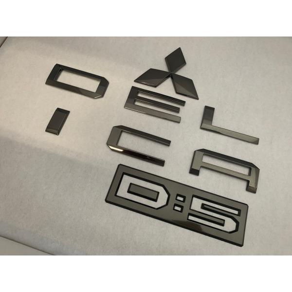 【新品未開封！】CV1W デリカD5 レッドメッキエンブレム　リア　3点SET inventer_cv1wr3bk