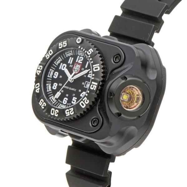 Luminox ルミノックス コンパクトリストライト Surefire 2211 2211bbklmx 腕時計 中古 3654 Ip Lum Wt M 一風騎士 ショップ