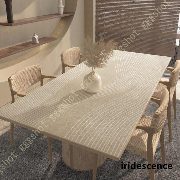 【テーブルに斬新感】PU製テーブルクロス、シンプルで明るいお部屋を彩ります！こちらのテーブルマットはシンプルなデザインと使いやすい長方形で、シーンを問わずにお使いいただけます。【厚手】厚手生地、高級感溢れる素材で、品質の良さを存分に味わって...