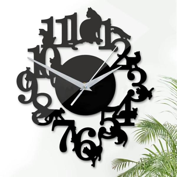 黒猫アンティーク掛け時計お部屋のインテリアになる掛け時計です。クロネコのシルエットがかわいい壁掛け時計です。文字盤のそれぞれの数字にネコが隠れているのが人気のポイントシンプルなデザインなので、インテリアや贈り物に適しています。安心の日本製ム...