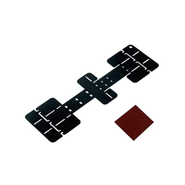 ドライブレコーダーやバックカメラなど、リアカメラの取付に便利！ 軽自動車などの純正取付位置のない車にもOKです。●固定用強力両面テープ付■スリット入りで曲げやすく取り付け簡単■面倒な配線通し不要■各社基台サイズ対応