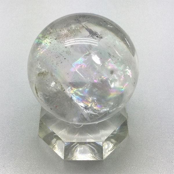 レインボークォーツ 水晶 25ｍｍ 突鉱 飾り石 台 付き 内包物 インクルージョン 天然 丸玉 金運 財運 勝負運 宝石 Tokmal 0030 色石工房 通販 Yahoo ショッピング