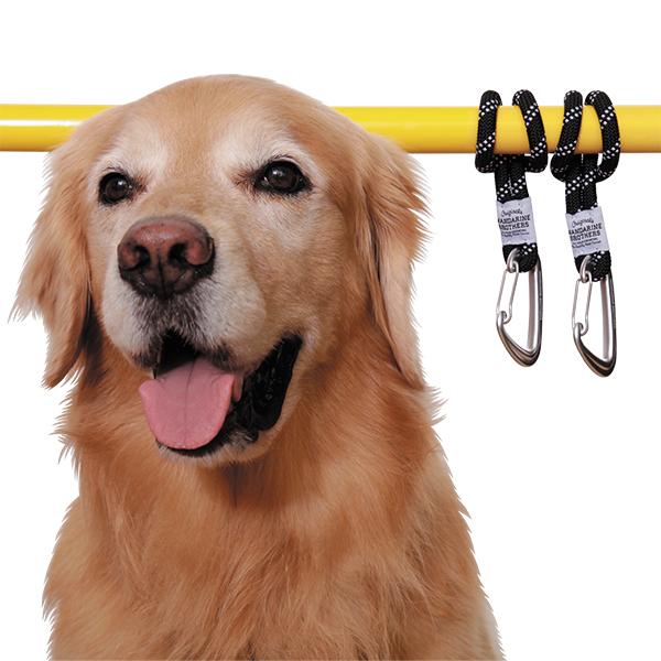 カートなどに荷物が掛けられる、ロープタイプのカラビナ付きフックです。