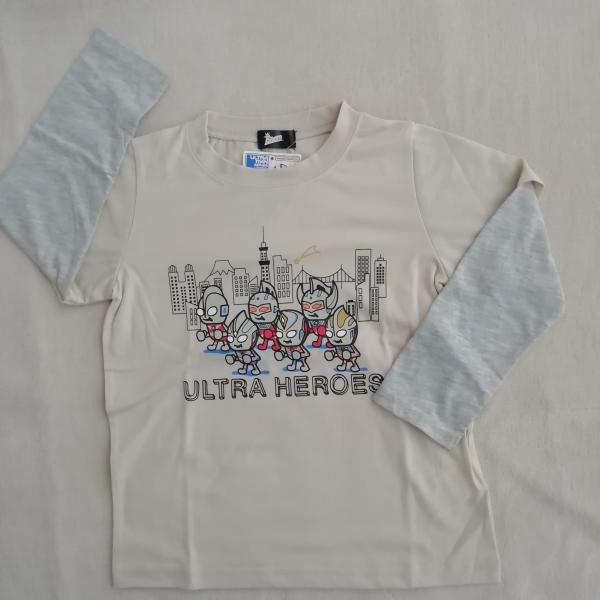 ウルトラマン　ウルトラヒーローズ　パンソンワークス　重ね着風　 薄手長袖Tシャツ　OR9104　アイボリー　110cm/120cm　