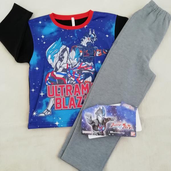 ウルトラマン ブレーザー パジャマ 長袖  裏起毛 2701840　ブラック