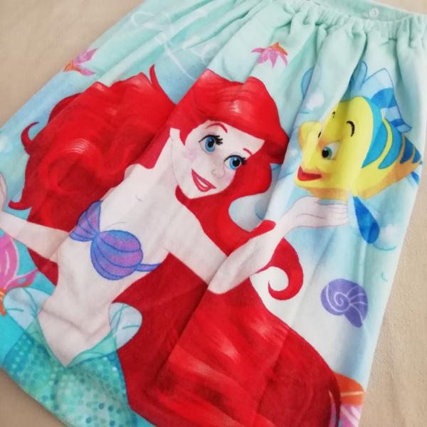 丸眞 綿100％　ディズニー プリンセス リトルマーメイド アリエル 60cm丈 巻きタオル シャボンインザシー ラップタオル  60×110cm　巻きバスタオル