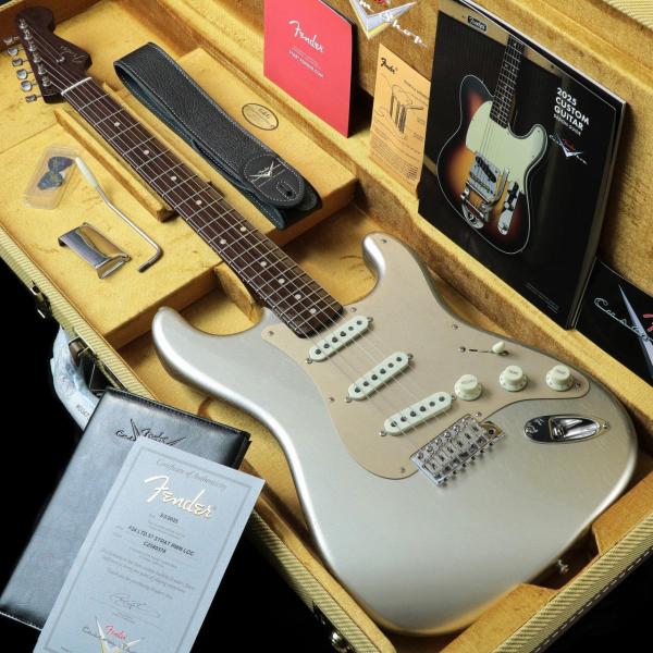 Limited Edition 1957 Stratocaster Rosewood Neck Deluxe Closet Classic Aged Inca Silver