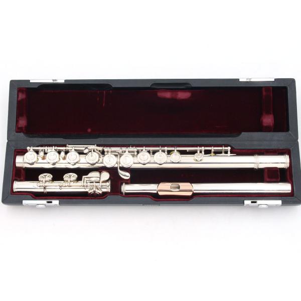 ヤマハ フルート YFL-714LRG09 限定品シリアル番号016744 管体重量451グラム（頭部管91グラム）総銀製、銀メッキ仕上げ、Eメカニズム付き、ピントップアームkey、リッププレート・ライザー9金製、ヘッドキャップ銀製の200...