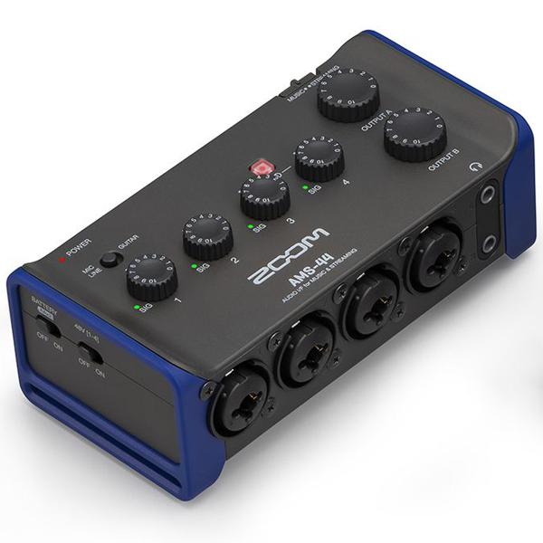 ZOOM �Y�[�� / AMS-44 4in/4out USB-C �I�[�f�B�I�E�C���^�[�t�F�[�X
