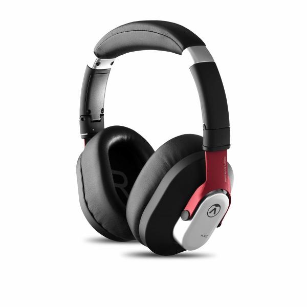 Austrian Audio / Hi-X15 I[o[C[EwbhtH