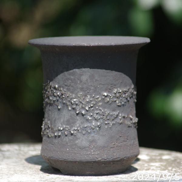 信楽焼 植木鉢 陶器 選べる 黒鉄釉 あられ深ソリ(S) 3号 サナサービス