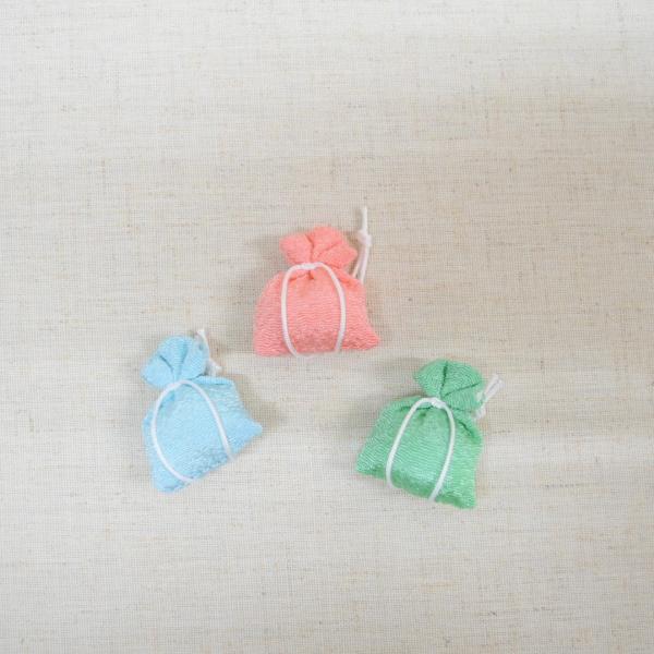 ◆商品セット内容[並香]無地小　１ヶ縦6.5cm×横5cm＊こちらの商品は[箱なし・チャック袋入り]となります。お紐は見本と同じ、白一本になります。＊ご指定のお色系統でご用意致します。(細かなご希望がございましたら[注文画面内・備考欄]にご...