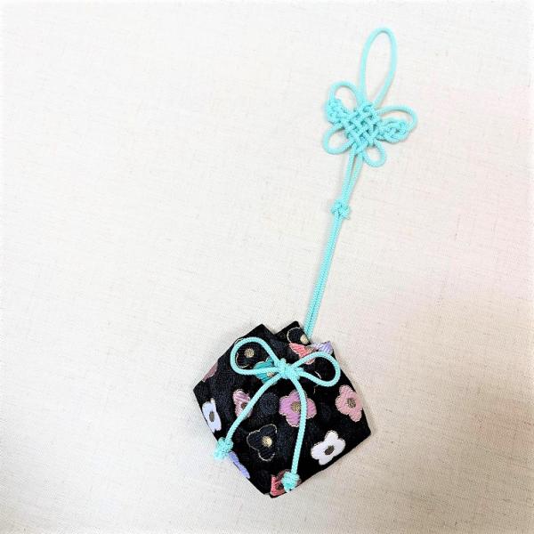 匂い袋 訶梨勒かりろく小 パステル 掛香 にほひ袋 京都三条 石黒香舗