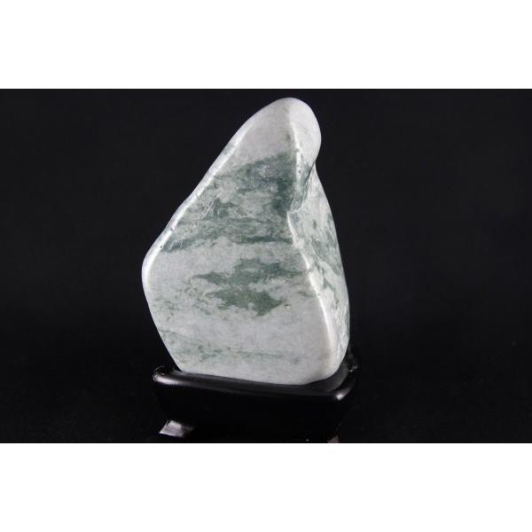 糸魚川産翡翠原石 磨き 770g/jad-12 : 天然石専門店名取貴石