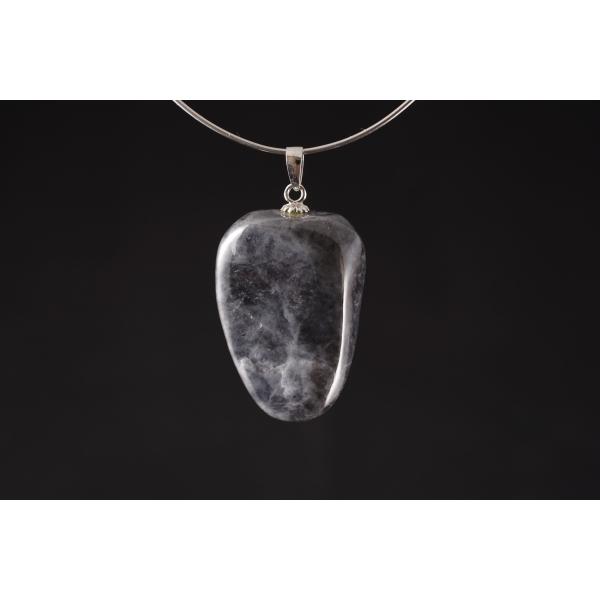 ペンダントトップ 糸魚川黒翡翠 /ptjad-06 : 天然石専門店名取貴石