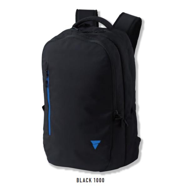 [Release date: October 10, 2022]シンプルで機能性を充実させた1日練習にぴったりなバックパック。前ポケット＋２室の収納スペースを搭載。サイズ：W32×H50×D19cm（容量：約30L）素材：ポリエステル100...