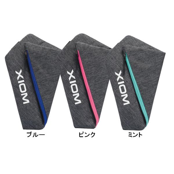 [Release date: April 30, 2024]五角形の個性的なフォルムが持つ喜びを与えてくれるラケットケース。シックなボディにカラーファスナーが光る。背面にバンド付き。ラケット1本収納可。カラー：ブルー　ミント　ピンクサイズ：...