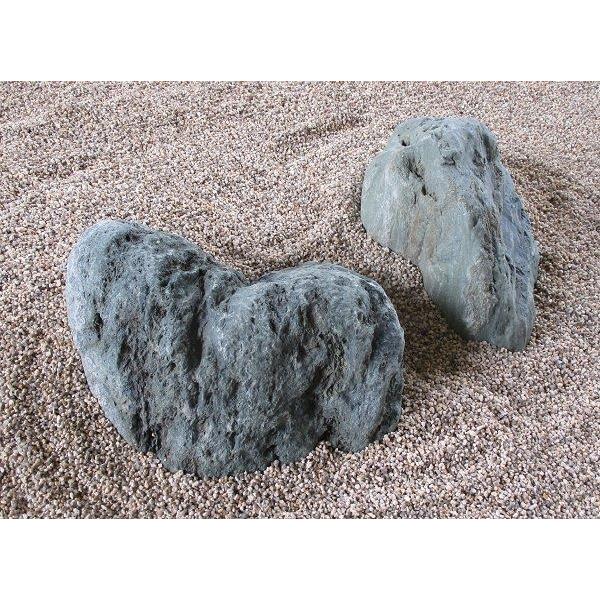 YB-19 (2石組) 伊予青石/（自然石)【お買い得品】 「庭石・景石 