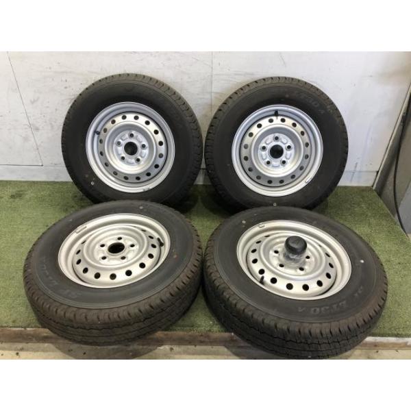 ほぼ新品 サマータイヤ ホイール付き ダンロップ SP LT30 175 ほぼ新品 サマータイヤ ホイール付き ダンロップ SP LT30 175