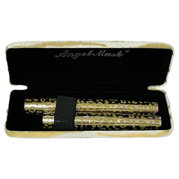 エンジェルマスク 3Dマスカラ&amp;ブラックファイバーAngel Mask 3d Mascara＆Black Fiber特殊なブラックファイバーが、まつ毛の先端・その先にまで絡み合い、まつ毛に密着！まるでエクステをつけているかのような自...