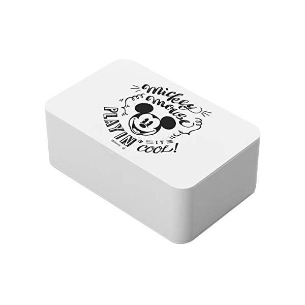 「商品情報」赤ちゃんのおしり拭きシートを収納できるケース。大判タイプのおしり拭きシートをスタイリッシュに収納。市販の袋のままだと生活感が出て、置き場所に困りますが、このケースに収納すれば、お部屋の雰囲気を壊すことなく使えます。モノクロのミッ...