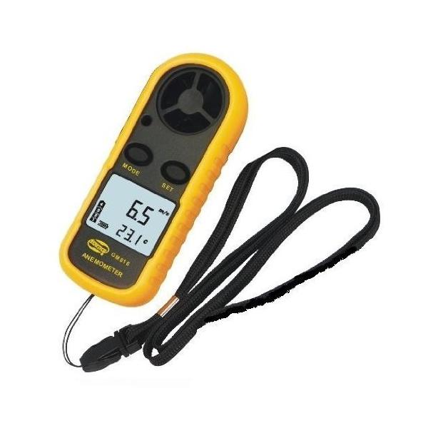 手のひらサイズで手軽に操作できる風速計です。見やすい液晶ディスプレイ。風速だけでなく温度も測れます。本体には保護のための黄色いカバーがついています。ゴルフや釣り、マリンスポーツ、登山などのアウトドアやレジャー等に！ダクトの風速測定、空調設備...