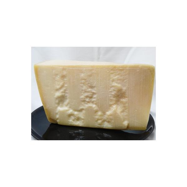 チーズ パルミジャーノ レジャーノ DOP 16ヵ月熟成 約1kg イタリア産 ...