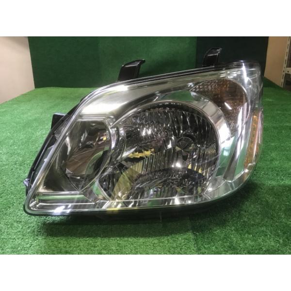 NOAH AZR60G ノア HIDヘッドランプ ヘッドライト 右 コイト28-152