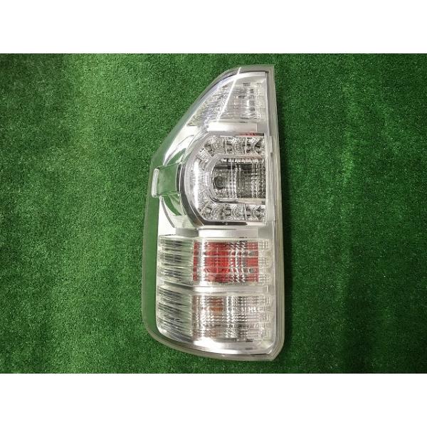 ヴォクシー ZRR80W テールランプ　テールレンズ　左右セット 楽天市場】ヴォクシー 80 テールランプの通販