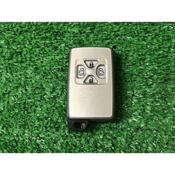 トヨタ（TOYOTA） 4ボタン スマートキー キーレスキー 両側スライド