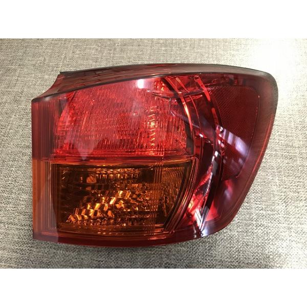 Lexus IS GSE20 テールランプ 4個セット Lexus IS GSE20 テールランプ 4個セット Lexus IS GSE20 テールランプ