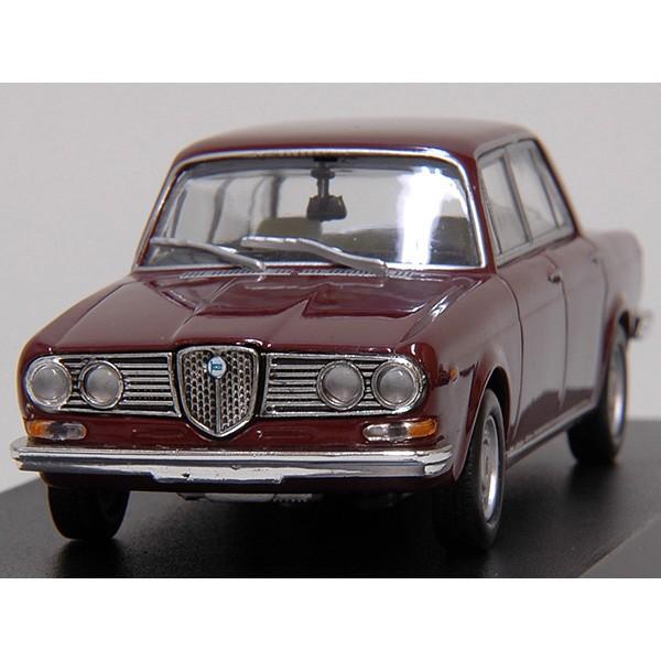 ランチア 1/43 2000 Berlina 1971年ミニチュアモデル 10332 : イタリア