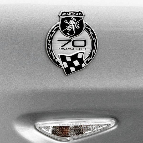 アバルト（ABARTH） アバルト純正 124spider70周年メモリアルサイド