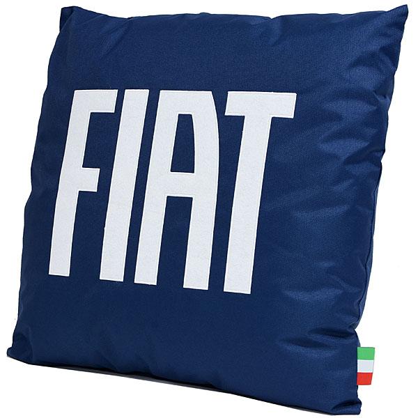 FIAT フィアット純正ロゴクッション 25234 : イタリア自動車雑貨