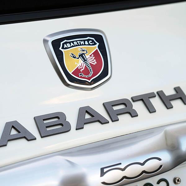 アバルト（ABARTH） アバルト純正Pulseリアロゴエンブレム 26120