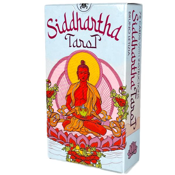 シッダールタの物語をインスパイアシッダールタ（お釈迦様）の人生と教えにインスパイアしフォーカスしたタロットカードです。潜在的な仏陀や菩薩などが仏画調のイラストにより、視覚的にもより深いリーディングのヒントになります。カードは大アルカナと呼ば...