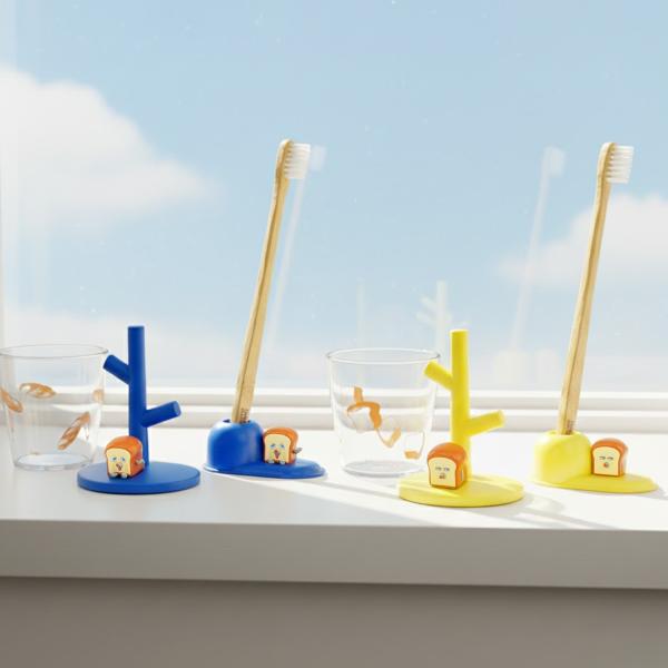 ●ミニうがいコップ×1、歯ブラシスタンド×1、の2個セットです。●ミニうがいコップ＆スタンドと歯ブラシスタンドに「パンどろぼう」が登場です！●コップを使い終わったらスタンドで乾燥でき、未使用時は飲み口がどこにも接触しない為、とっても衛生的で...