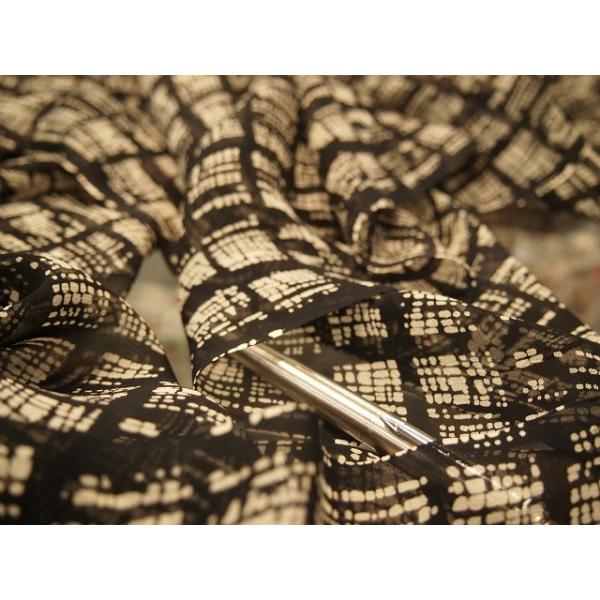 イタリー製 輸入生地 シルク100 黒 ベージュ系 140cm巾2 7m ワンピース 他分 3241 244 By お買得 イタリー製 輸入生地 シルク100 黒 ベージュ系 140cm巾2 7m ワンピース 他分 3241 244 1 9112 470ならショッピング ランキングや口コミも豊富なネット通販