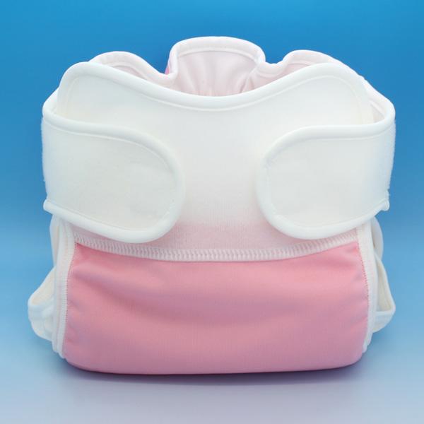 商品発送元：ＡＮＧＥＬ ＳＴＯＲＥキッズ・ベビー・マタニティ、ベビー商品の特徴カラフルな4色展開、新生児向けのおむつカバー。「今日は何色をはかせてあげる？」布おむつ派の楽しみは、何といってもかわいいおむつカバー。カラフルなオムツカバーでパパ...