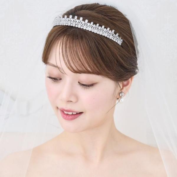 商品発送元：ANNAN WEDDINGバッグ・靴・小物WEDDING TIARAフラットな高さで統一された低めティアラ                                                             ...