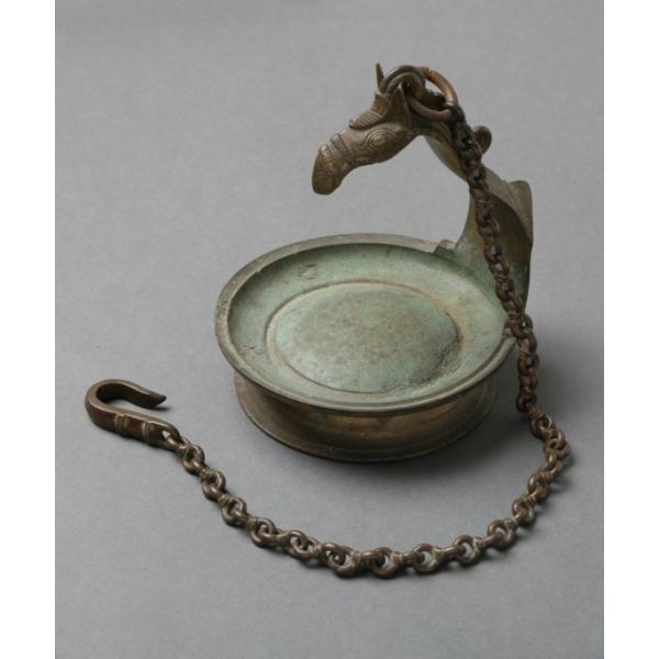 商品発送元：KANKAN ONLINE SHOPおもちゃ・ホビー・ゲーム、アート・美術品・骨董品・民芸品、骨董品・アンティークインドで作られた金属製の灯明（とうみょう）です。皿の部分の芯と油を入れて灯を灯し、明かりとして使用されていたもので...