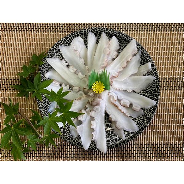 商品発送元：逸品 おとりよせフード・菓子淡路島産のタコしゃぶをご自宅でぜひお楽しみください。淡路島の西側（西浦）　瀬戸内海で水揚げされた真ダコを使用しております。瀬戸内海の漁場は底が浅くエサ場として豊富であり、そうした豊かな海で育つ旨みと歯...