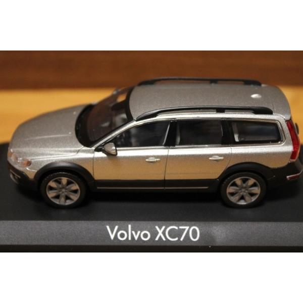 NOREV 1/43 ボルボ XC70 2013 seashell 870030