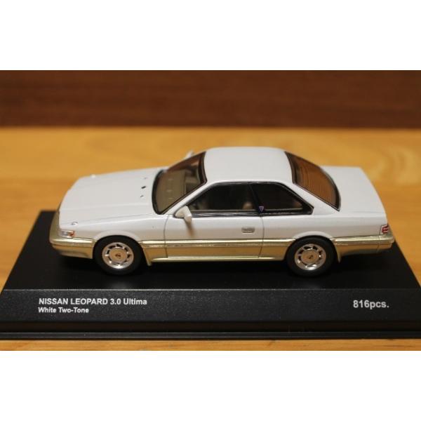 京商 1/43 日産 レパード 3.0 アルティマ 1986 前期型 ホワイトツートン 03122W