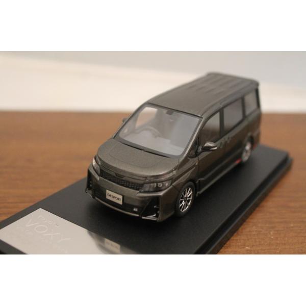 HI-STORY1/43 トヨタ VOXY ZS GR SPORT 2019 イナズマパーキングブラックガラスフレーク HS250GR