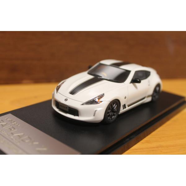 HI-STORY1/43　日産　フェアレディZ　Heritage　edition　2018　ブリリアントホワイトパール　HS233WH